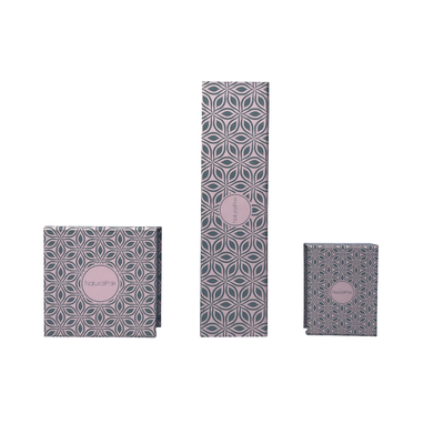 Scatola di cartone magnetica rosa di vestaglia del contenitore di gioielli della chiusura con chiusura magnetica