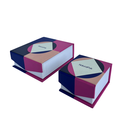 Cartone magnetico Ring Boxes For Girls del contenitore di gioielli della chiusura del modello geometrico piccolo