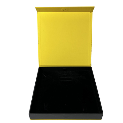 Contenitore di gioielli magnetico della chiusura del ODM dell'OEM Ring Box magnetico giallo intelligente