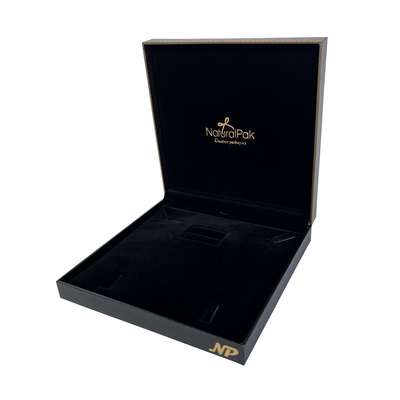 L'alto quanlity ha personalizzato due scatole d'imballaggio di colore per il regalo dell'orologio dell'insieme della collana del braccialetto del braccialetto del pendente dell'orecchino dell'anello