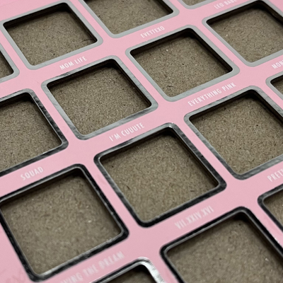 Il contenitore cosmetico d'imballaggio di cartone ha coperto la tavolozza vuota dell'ombretto della laminazione lucida