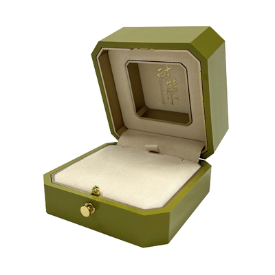 Lo spruzzo verde ha dipinto la forma dell'ottagono di Ring Luxury Jewelry Case With